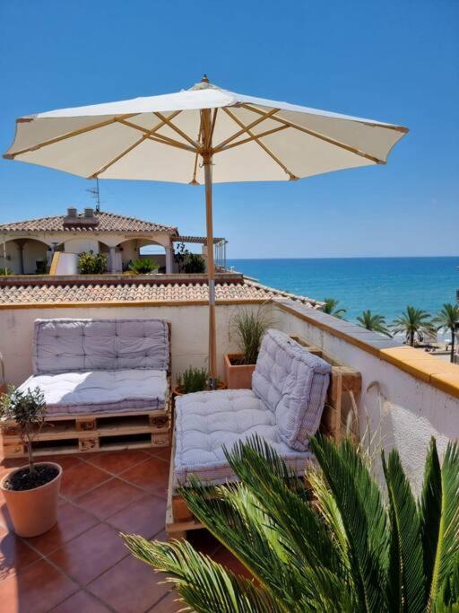 Cal Salmare Seafront Apartment With Rooftop Terrace And Pool Калафел Екстериор снимка